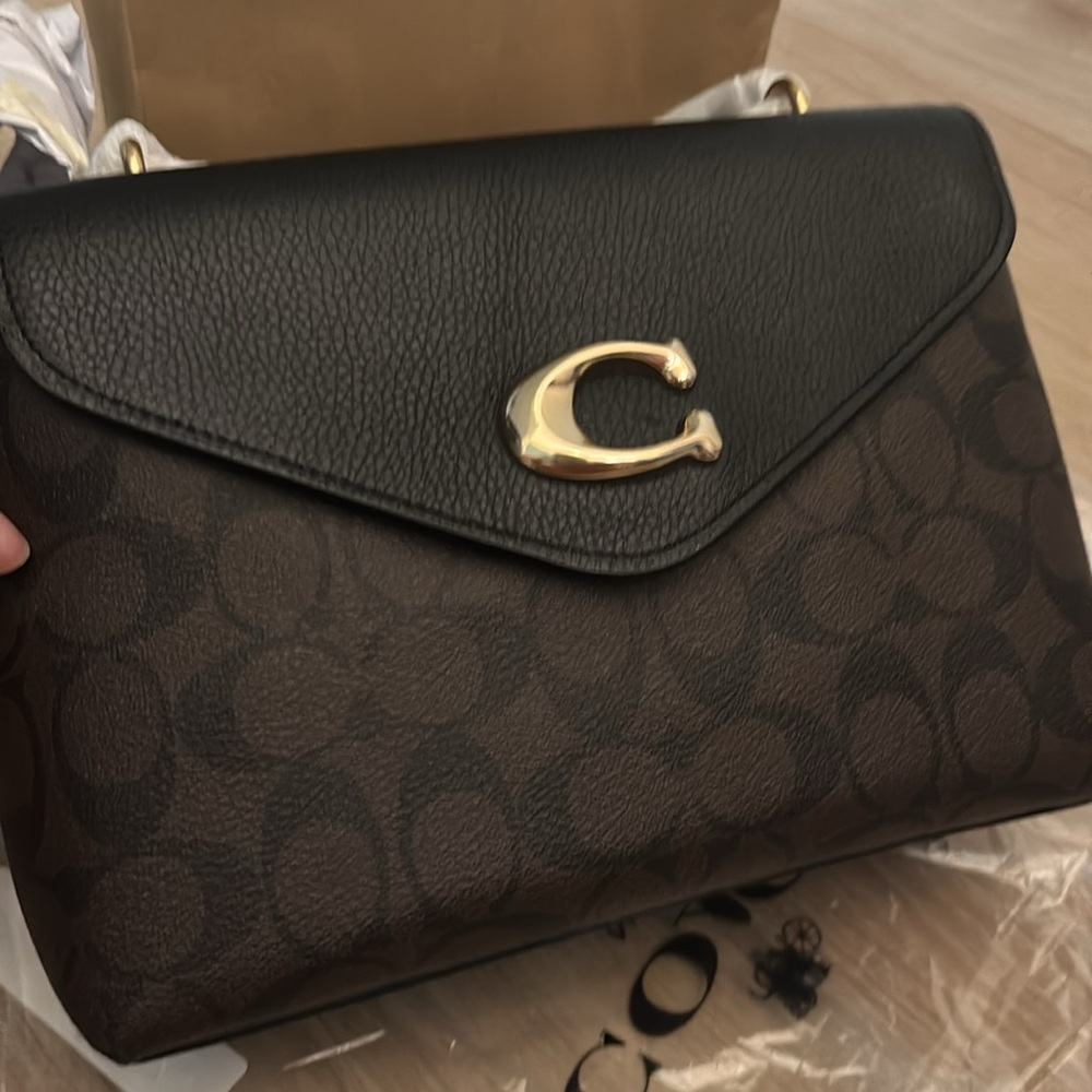 Coach Handbag - Picture 2 of 5